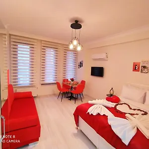 Апарт-отель Pera Colour House